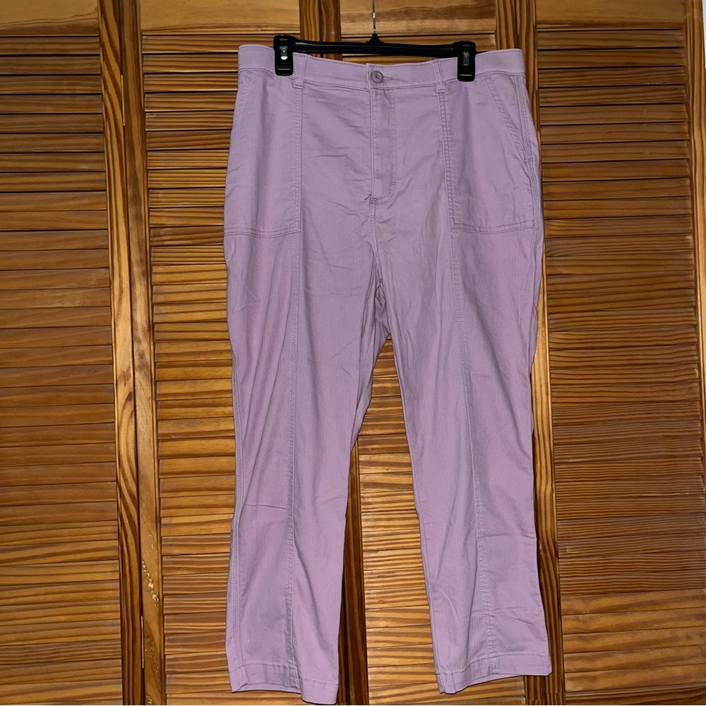 Lee Ultra Lux Purple Straight Leg Regular Fit HighRise Seamed Crop Pants Size 14